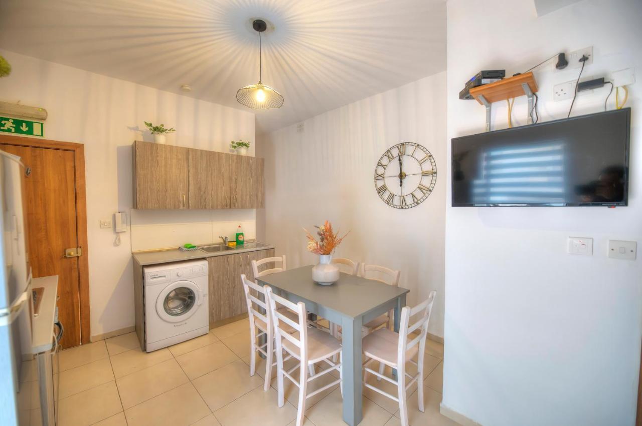 2Bedroom With Large Terrace In Paceville Jpor1-1 Сент Джулианс Экстерьер фото
